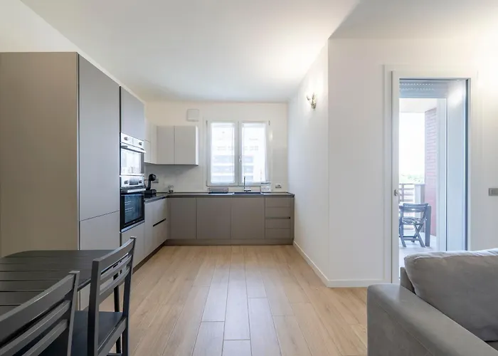 Supersuite With Private Garage Autentica
