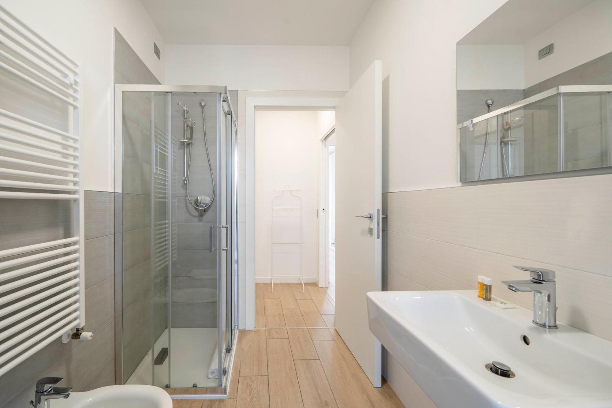 Supersuite With Private Garage Autentica Milan