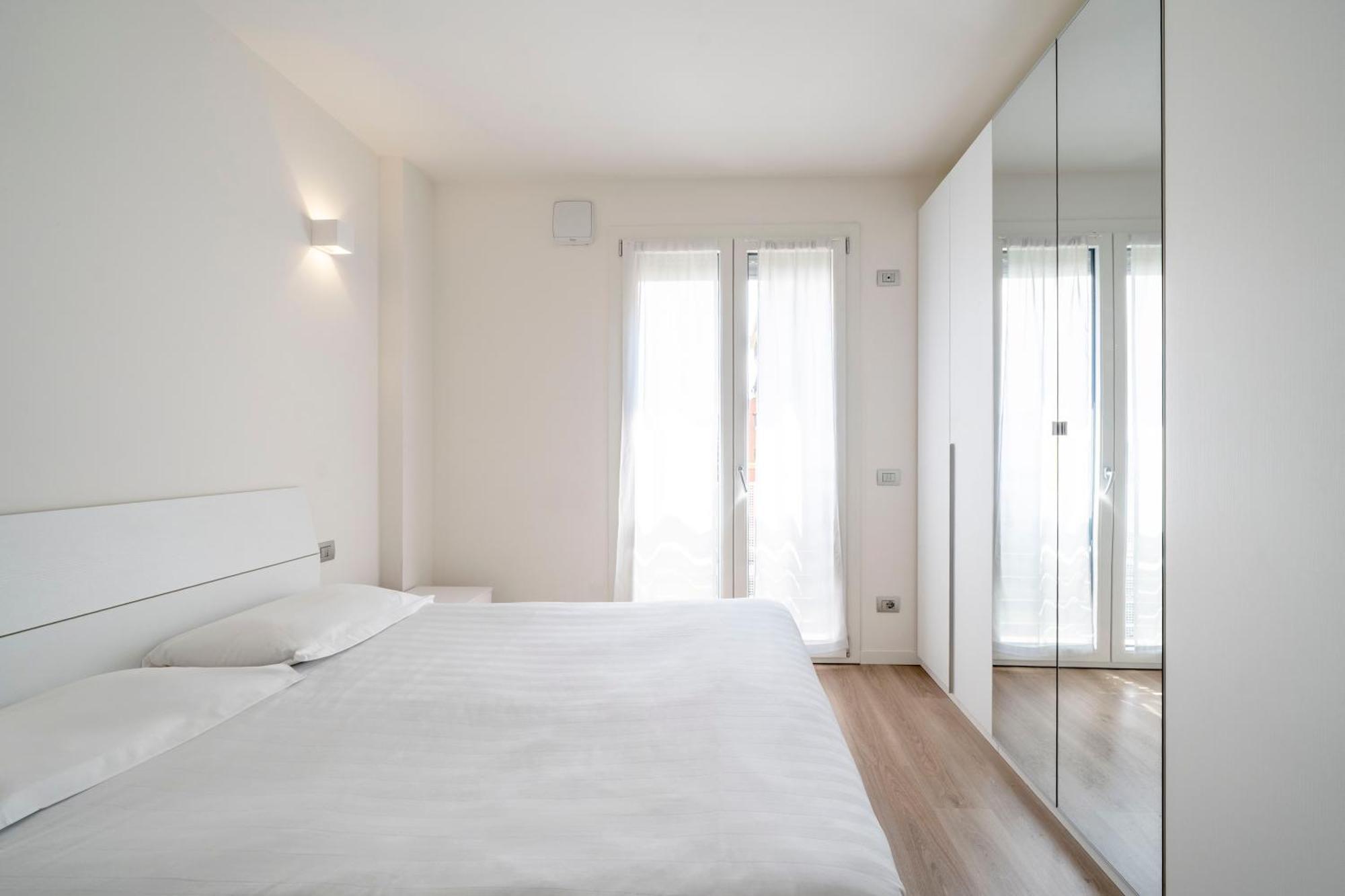Supersuite With Private Garage Autentica