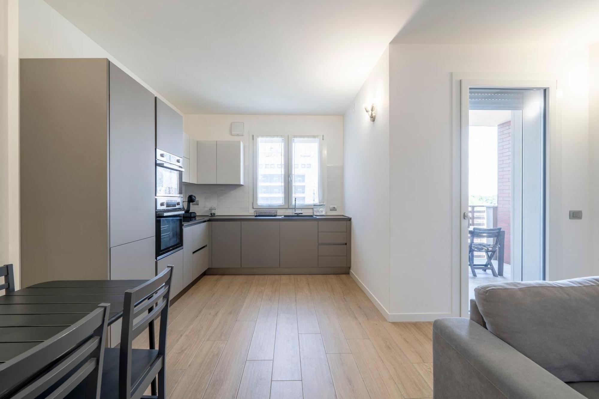 Supersuite With Private Garage Autentica Milan