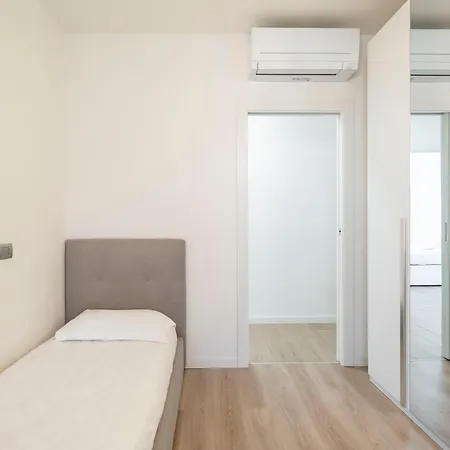 Supersuite With Private Garage Autentica Milan Exterior photo