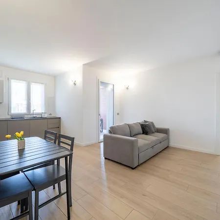 Supersuite With Private Garage Autentica Milan Exterior photo