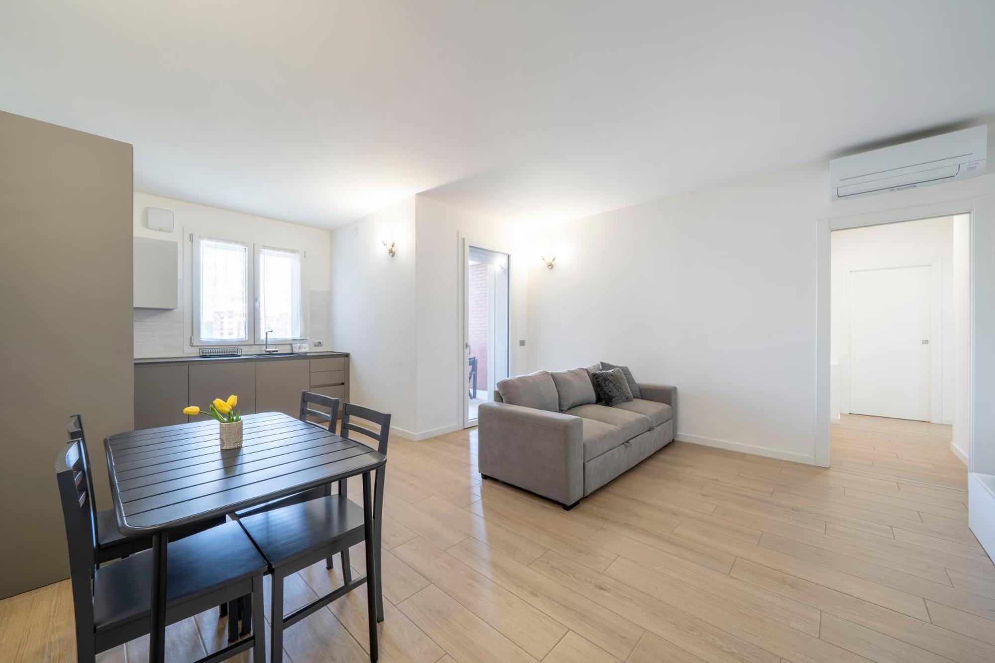Supersuite With Private Garage Autentica Mailand
