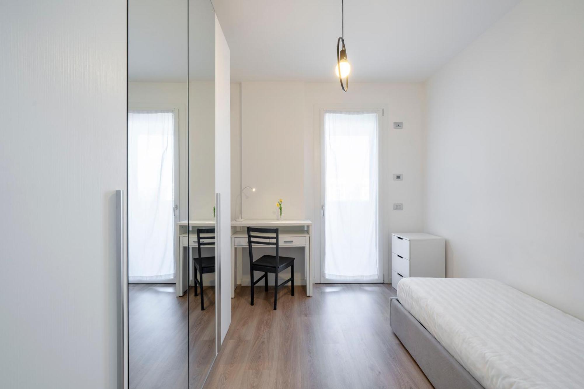 Supersuite With Private Garage Autentica * Mailand